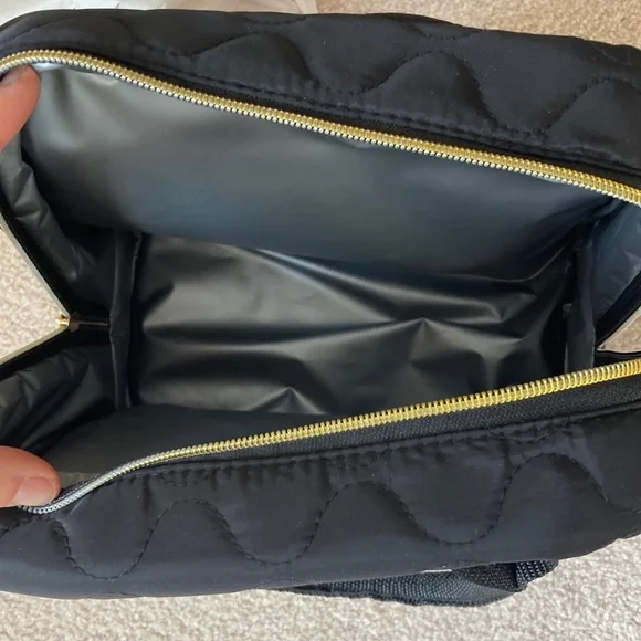 NWT Vince Camuto Lunch Bag - Picture 3 of 7